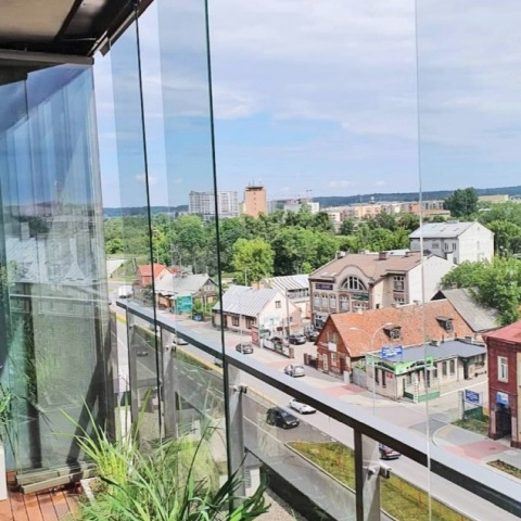 Berėmės karkasinės balkonų sistemos, gamintoja Lenkija