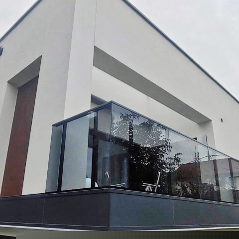 Berėmės karkasinės balkonų sistemos, gamintoja Lenkija