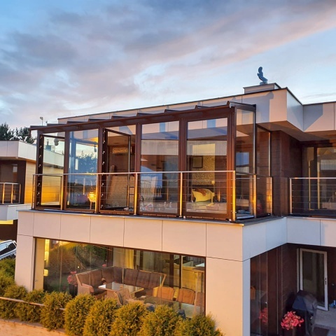 Berėmės karkasinės balkonų sistemos, gamintoja Lenkija