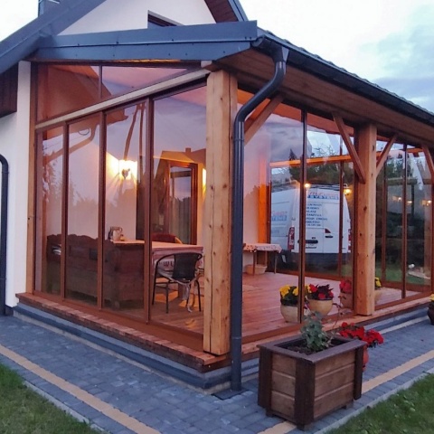 Berėmės karkasinės balkonų sistemos, gamintoja Lenkija