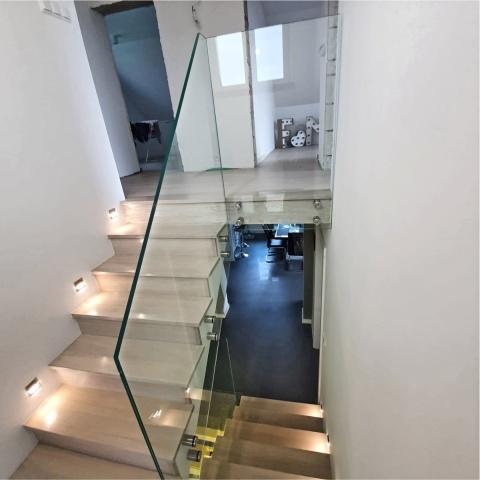 Berėmės karkasinės balkonų sistemos, gamintoja Lenkija