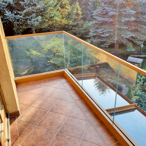 Berėmės karkasinės balkonų sistemos, gamintoja Lenkija