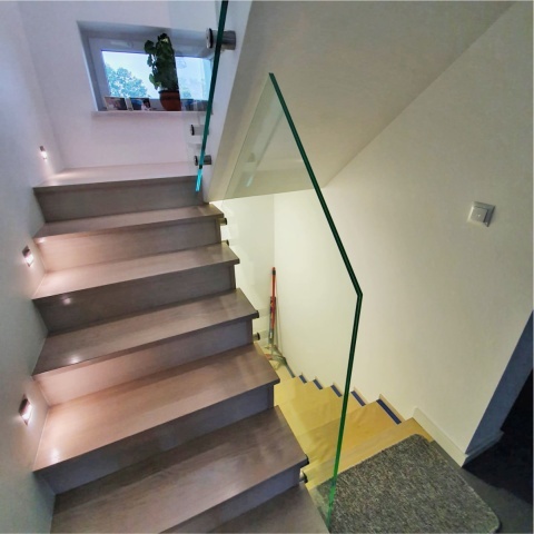 Berėmės karkasinės balkonų sistemos, gamintoja Lenkija