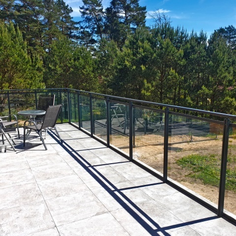 Berėmės karkasinės balkonų sistemos, gamintoja Lenkija