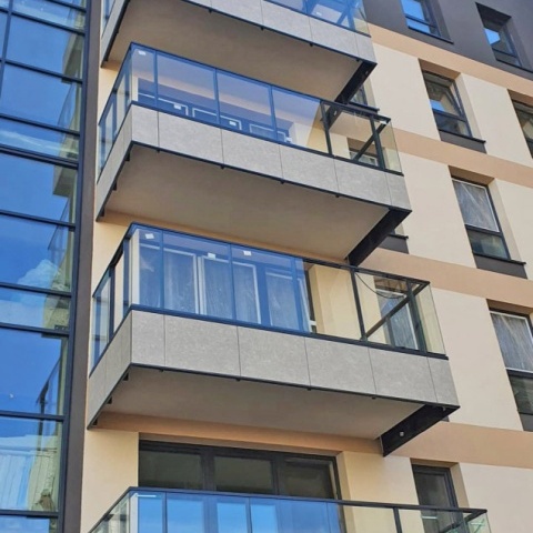 Berėmės karkasinės balkonų sistemos, gamintoja Lenkija